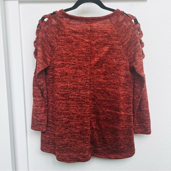 Naïf Long Sleeve with Lattice - Small - Picture 3 of 5